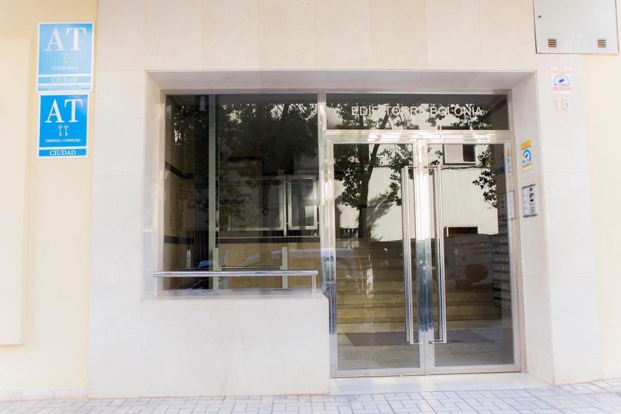 La Marina Suite Málaga Buitenkant foto